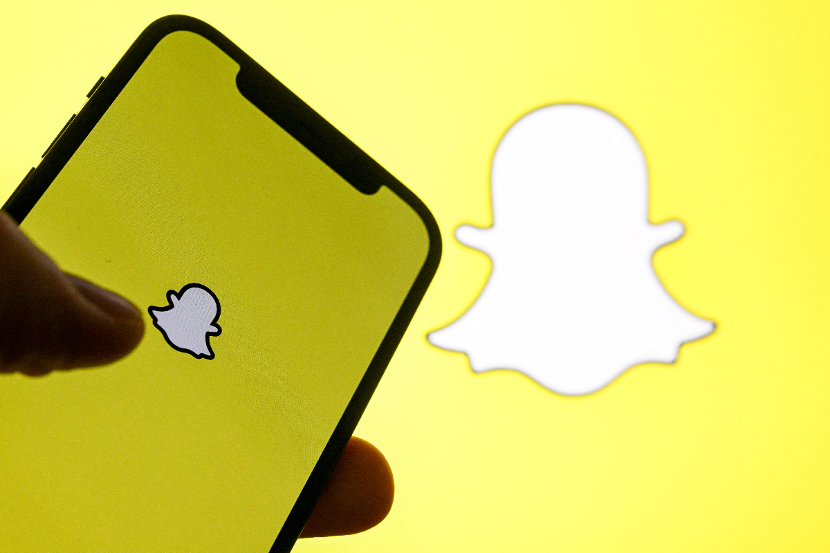 O novo recurso Footsteps do Snapchat rastreia seu histórico de localização