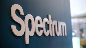 Spectrum reduz preços para quem faz pacote de serviços móveis