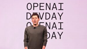 O CEO da OpenAI, Sam Altman, diz que a falta de capacidade computacional está atrasando os produtos da empresa