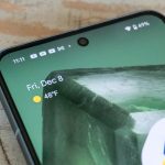 O telefone Google Pixel que recomendo para a maioria das pessoas não é um carro-chefe e ainda está disponível com desconto de US $ 200