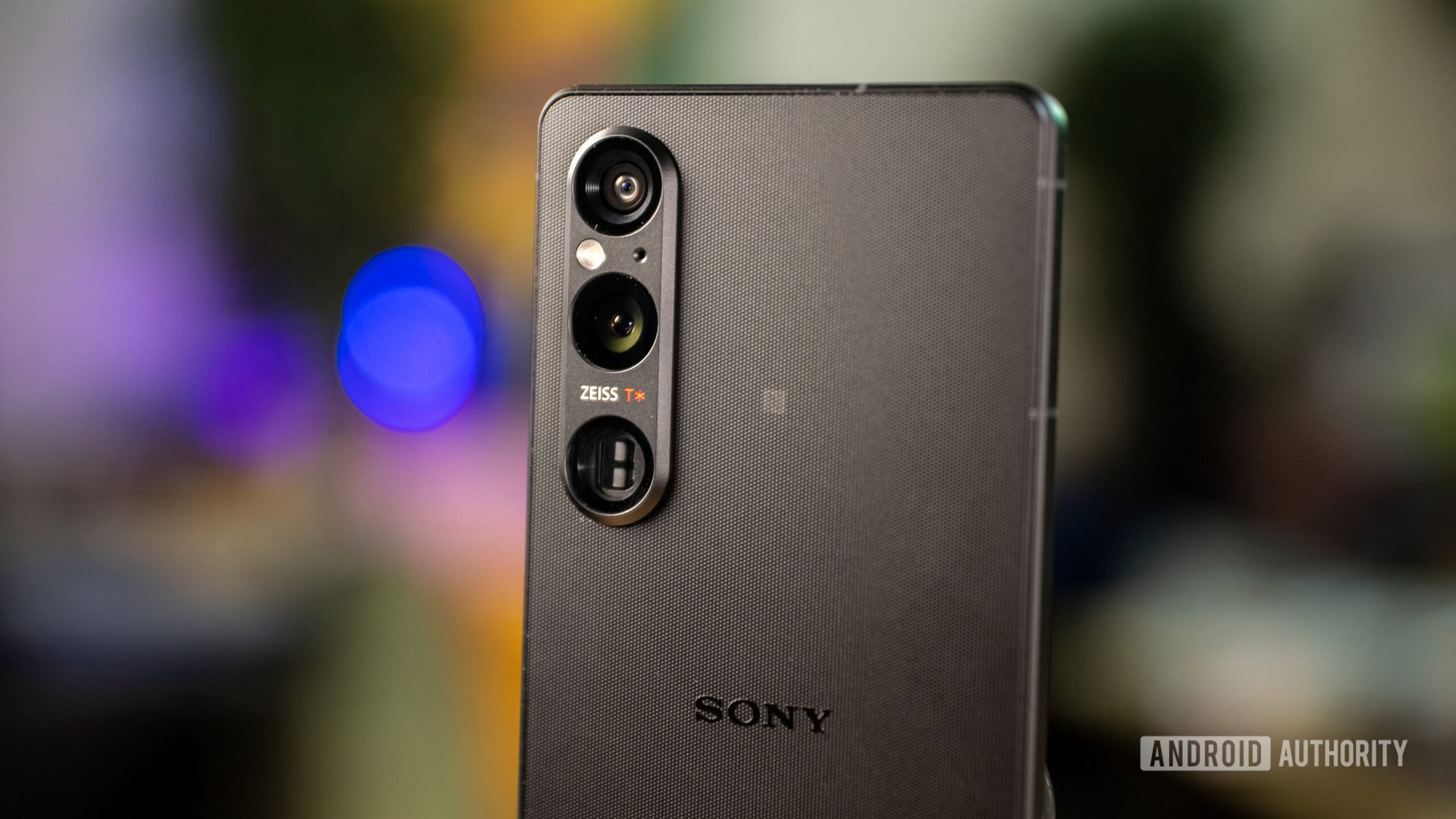 Sony Xperia 5 V vs Xperia 1 V: Qual você deve comprar?