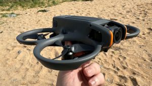 Testei o novo Avata 2 da DJI e é o drone mais rápido e envolvente que já voei