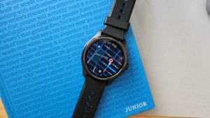 Um dos melhores smartwatches Android que testei não é da Samsung ou do Google (e tem um desconto de US$ 70)