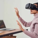 Usos emergentes da tecnologia de realidade virtual em vários campos