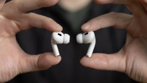 Vamos falar sobre o monstro franken da Apple de uma “próxima grande novidade” – AirPods com câmeras e IA