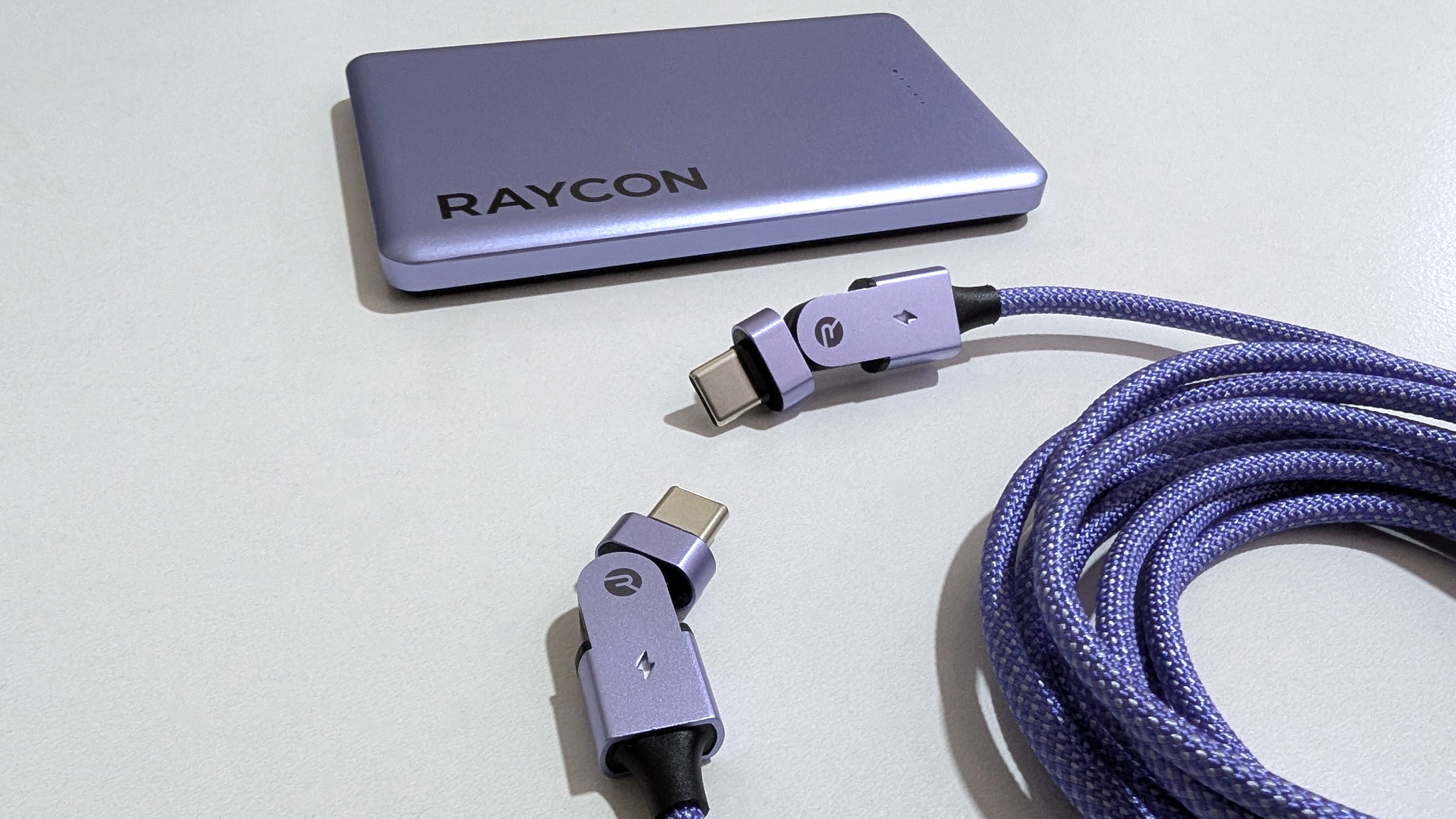 Cabo USB-C trançado de náilon Raycon