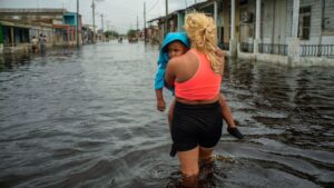 A força do vento do furacão é 18 mph mais forte desde 2019 devido às mudanças climáticas