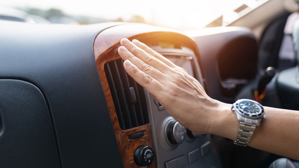 Como funciona o AC em um carro?