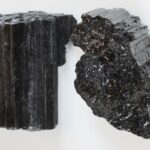 Cristal Negro Significado para Proteção Energética e Cura Emocional