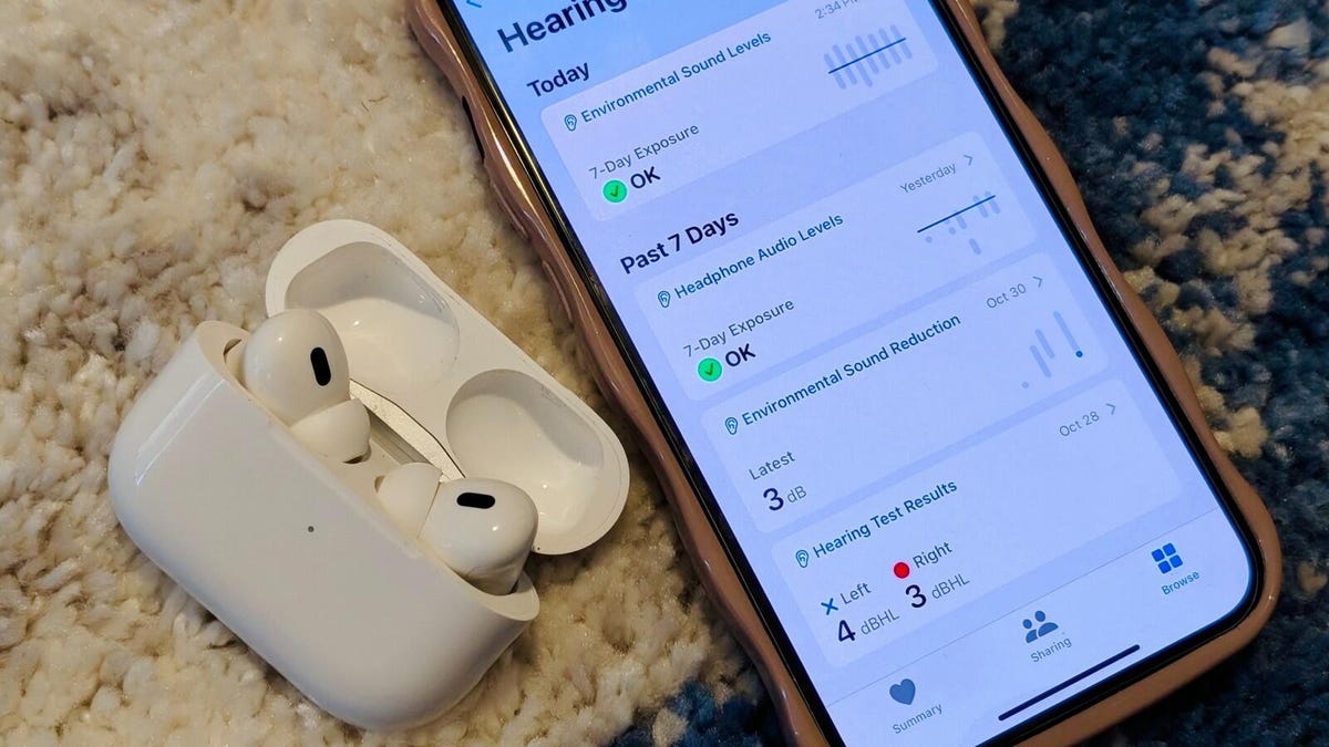 Transforme seus AirPods Pro 2 em aparelhos auditivos: testando e monitorando a saúde auditiva no iOS 18.1