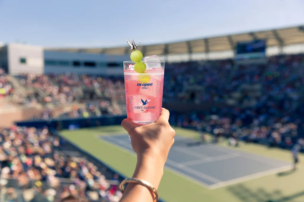 A cerveja rege os esportes profissionais. Marcas de bebidas alcoólicas como Grey Goose e Diageo querem entrar