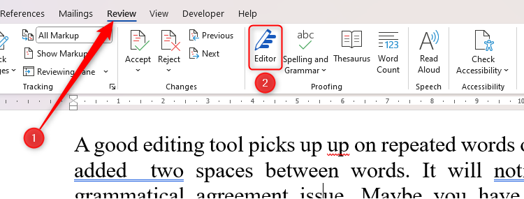 O ícone do Editor na guia Revisão do Microsoft Word.