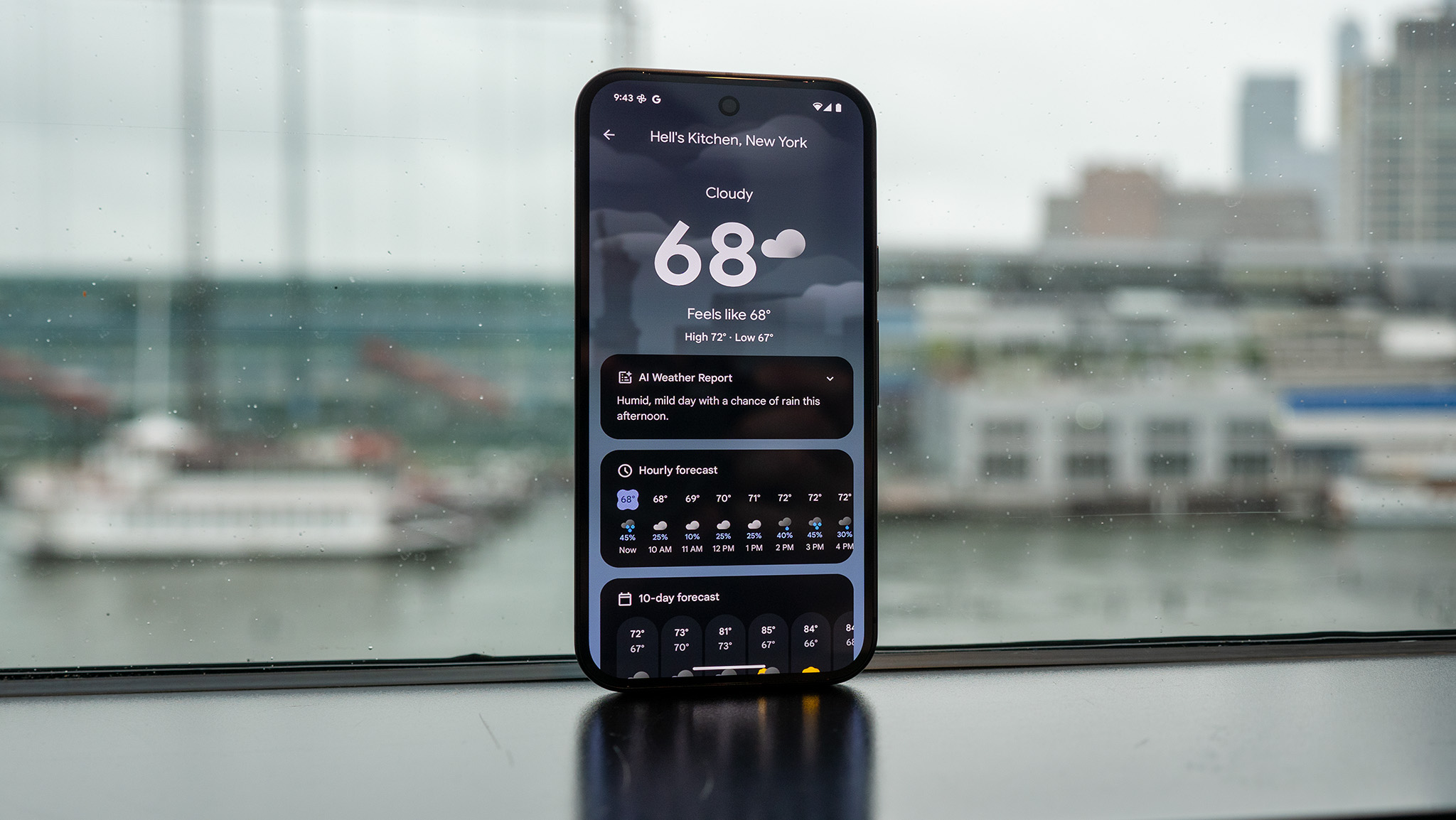 Explorando o novo aplicativo Pixel Weather em um Google Pixel 9 Pro XL, incluindo resumo de IA e a nova visualização de widget