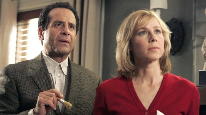 Tony Shalhoub e Traylor Howard em Monge.