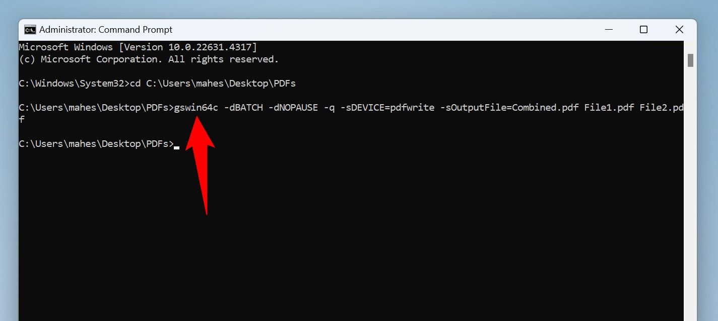 O comando para combinar arquivos PDF digitados no prompt de comando.