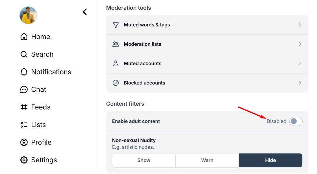 Alternância de conteúdo adulto nas configurações do Bluesky.