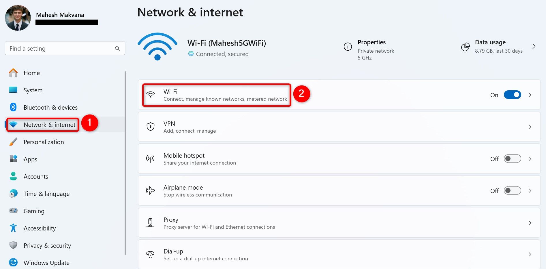 "Rede e Internet" e "Wi-fi" destacado em Configurações.