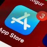 O processo de classificação etária da App Store não é protetor o suficiente