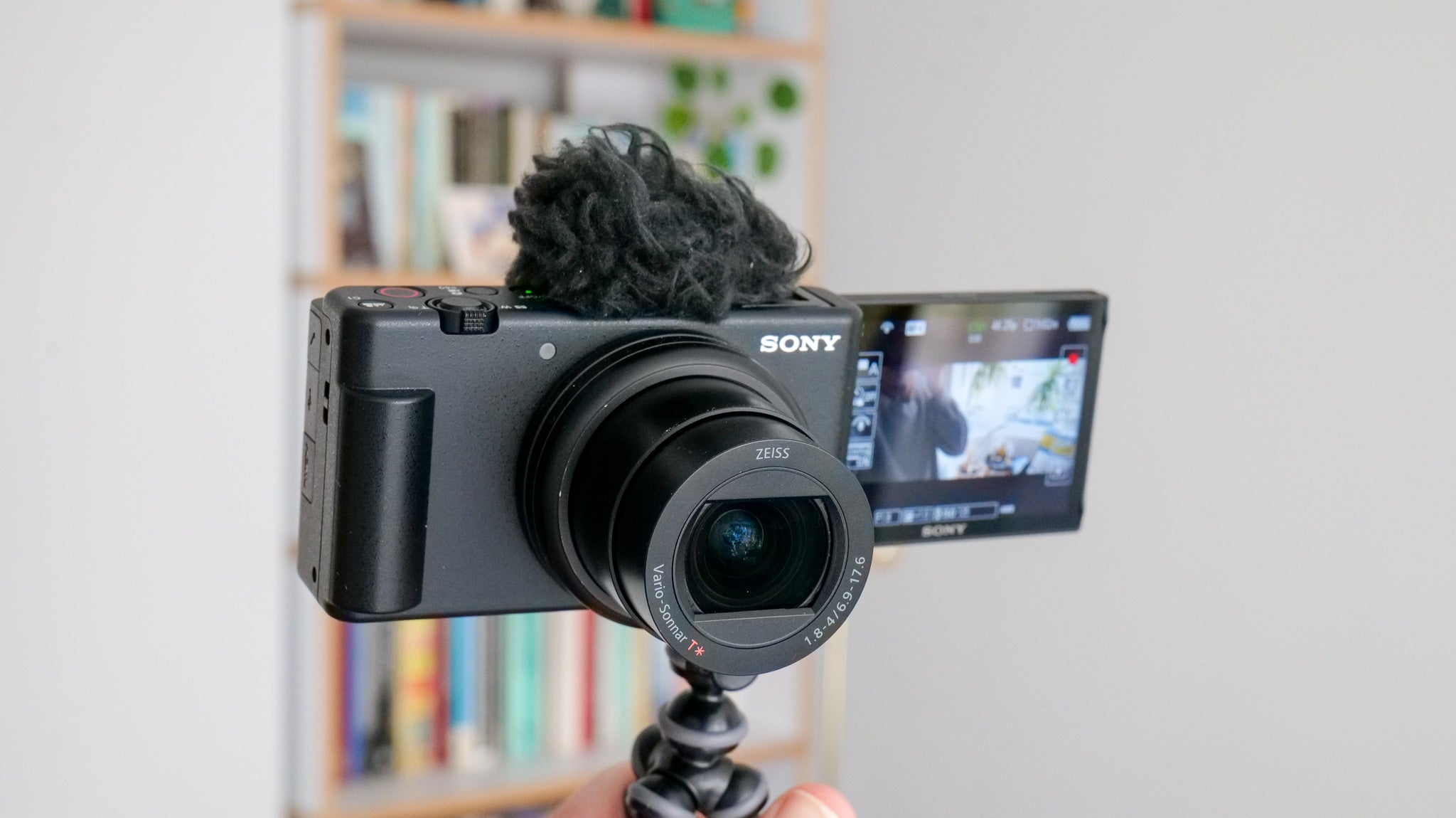 Qual câmera de vlogging da Sony você deve comprar nesta Black Friday?