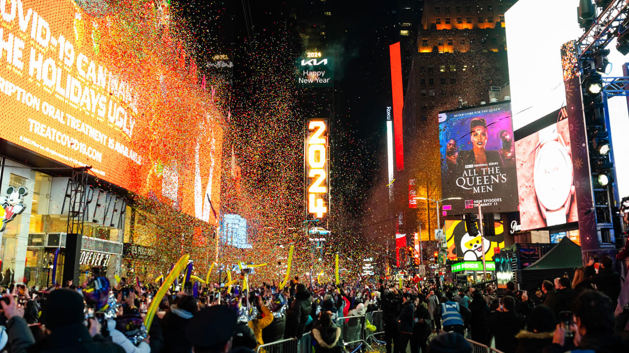 Queda da bola em Nova York em 2025: como assistir gratuitamente às apresentações de Ano Novo na Times Square