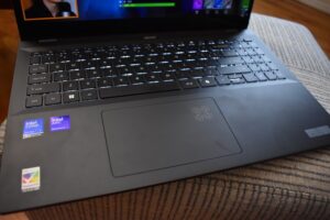 Qualidade de construção do Acer Swift 16 Ai