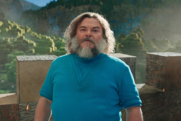 Jack Black está perto da muralha de um castelo em "Um filme do Minecraft."