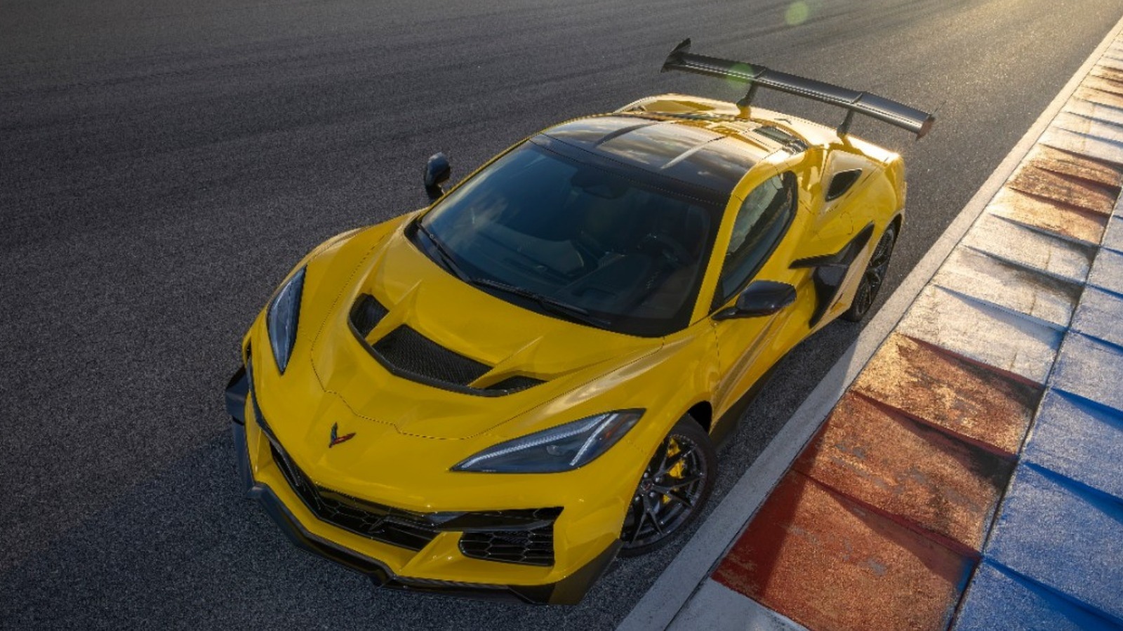 Esses supercarros de alto valor são todos mais lentos que o Corvette ZR1