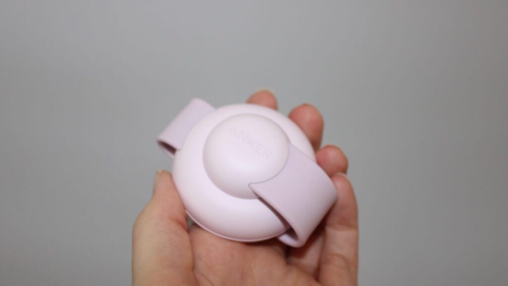 Este carregador MagSafe que parece um macaron é o meu novo acessório de viagem favorito