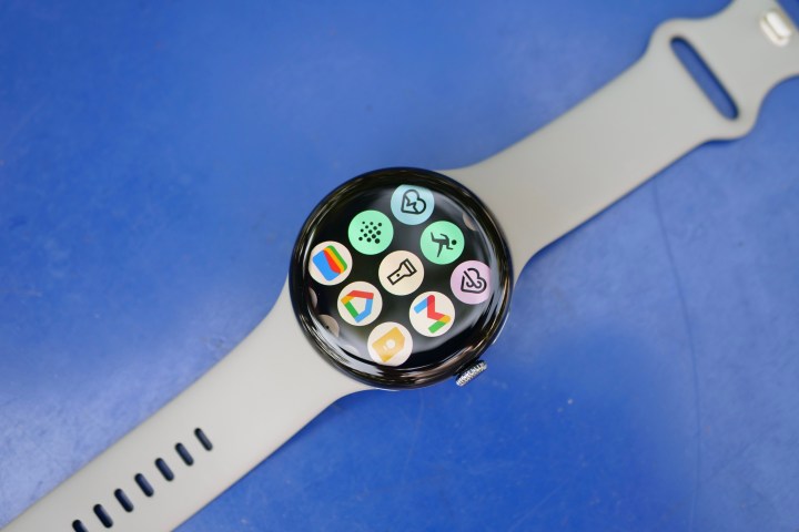 A tela do Google Pixel Watch 3.